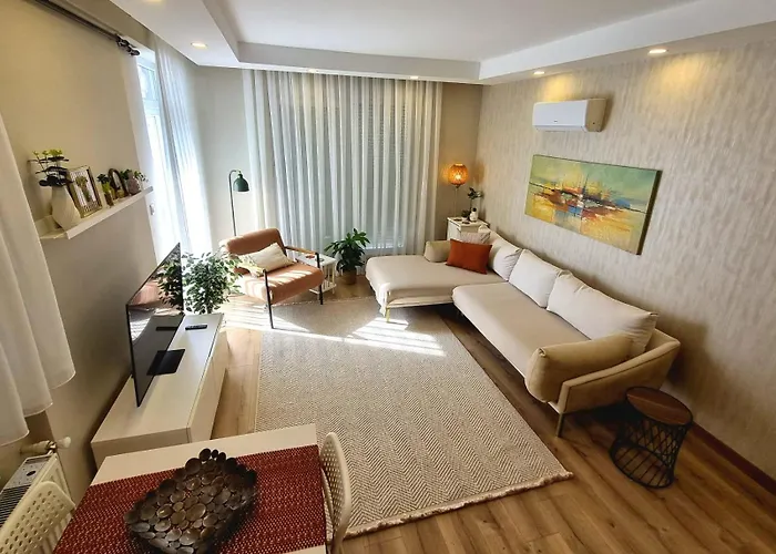 2 Bedroom Cozy *
