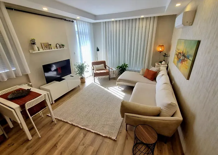 2 Bedroom Cozy Apartment Antalya
