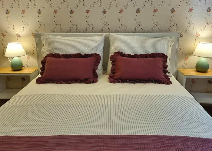 2 Bedroom Cozy 公寓 *