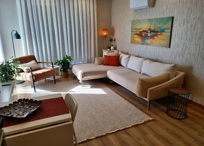 Apartment 2 Bedroom Cozy